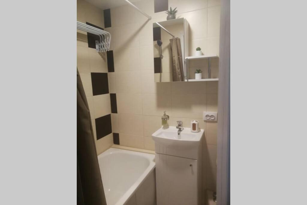 T&j Appartments Ferry Terminal Apartment *